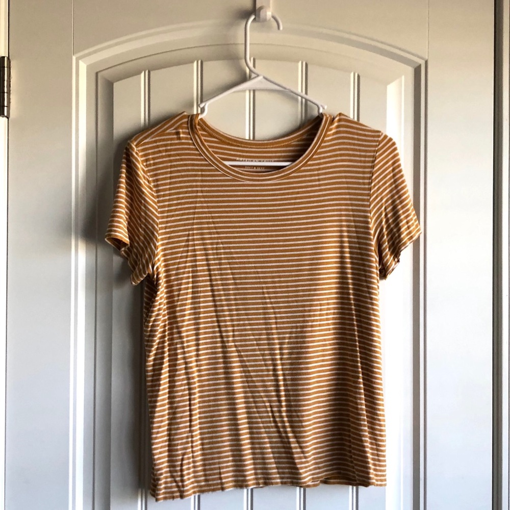 AEO  cropped tee